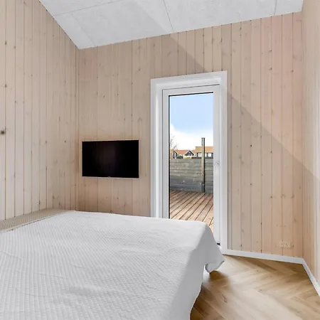 Thorin - 1-2km From The Sea By Interhome
